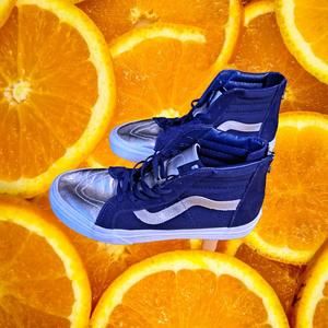 Converse Chuck Taylor Blue and Silver with Laces and Zippers‎ Kids Size 5.5